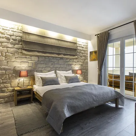 Casta Diva With Sea View And Wellness *