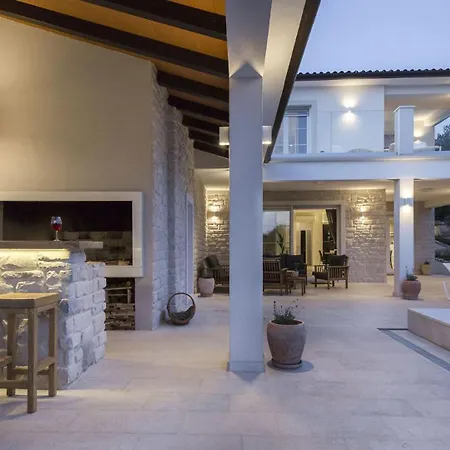 Casta Diva With Sea View And Wellness Villa *